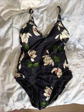 Robin Piccone Navy Floral One-Piece Swimsuit - size 8